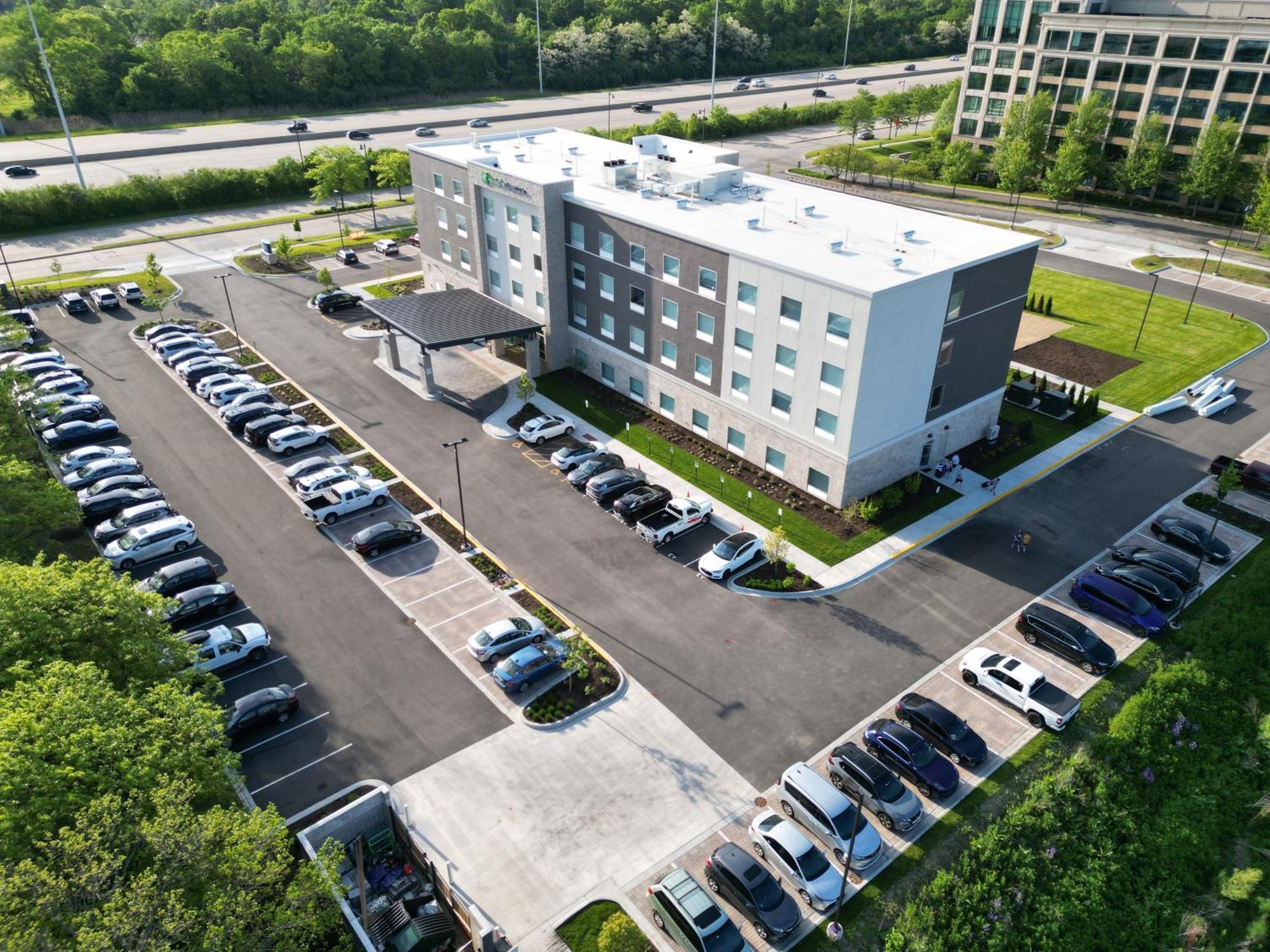 Holiday Inn Express & Suites Chicago Schaumburg By Ihg Eksteriør billede