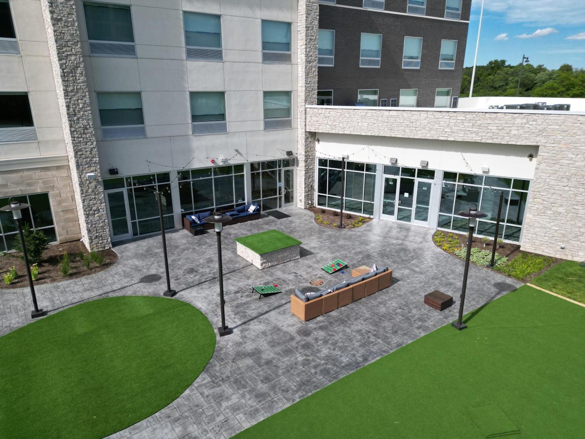 Holiday Inn Express & Suites Chicago Schaumburg By Ihg Eksteriør billede