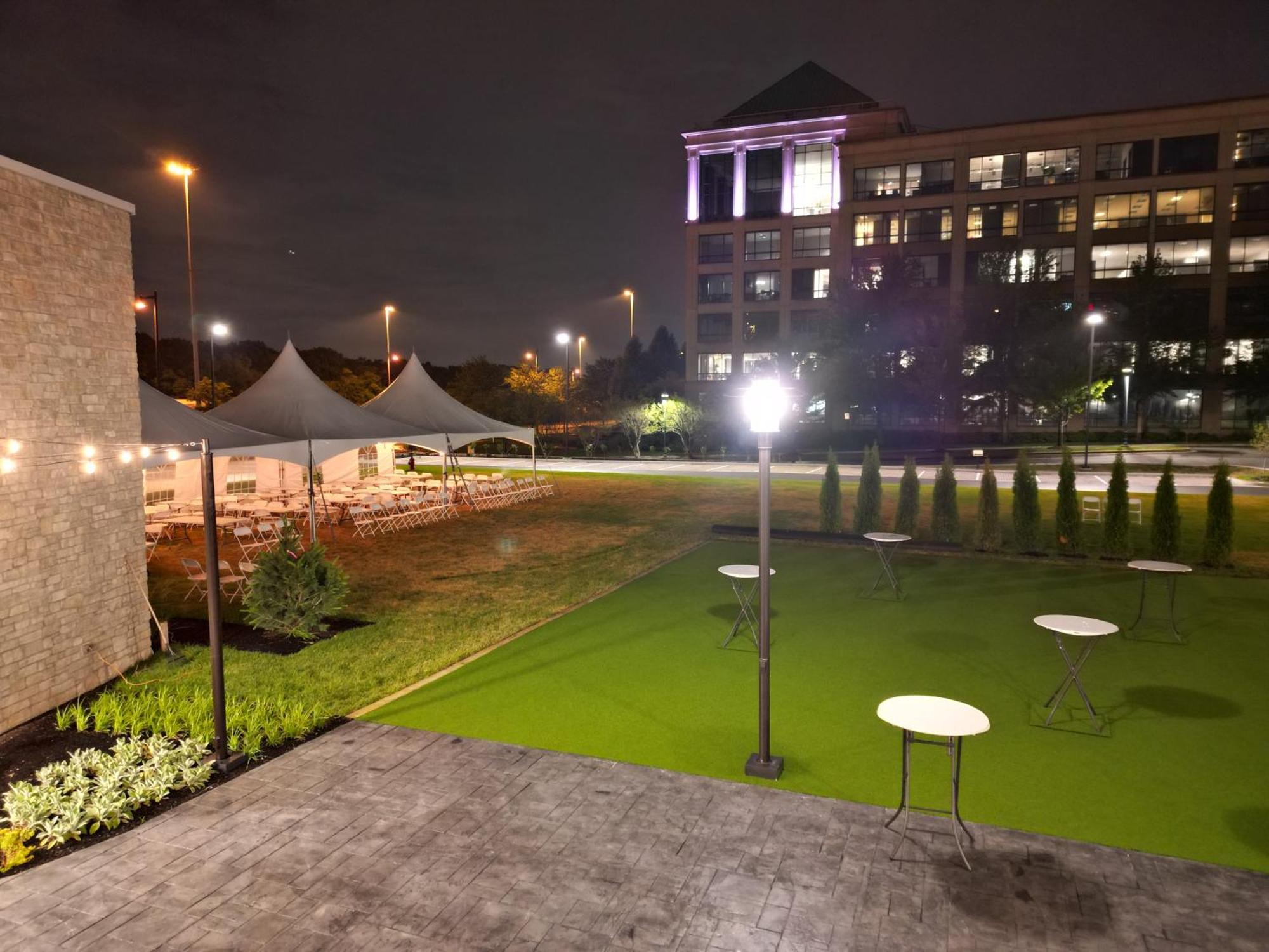 Holiday Inn Express & Suites Chicago Schaumburg By Ihg Eksteriør billede
