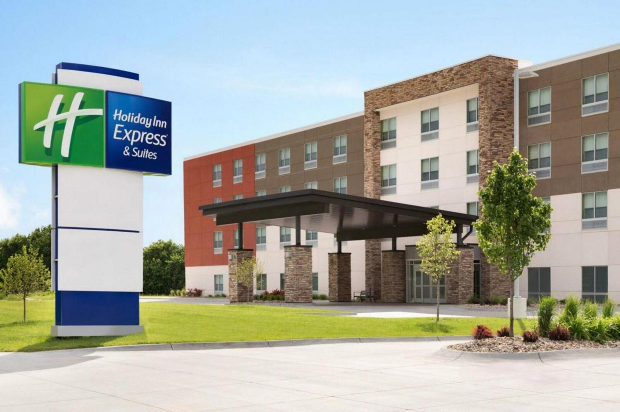 Holiday Inn Express & Suites Chicago Schaumburg By Ihg Eksteriør billede